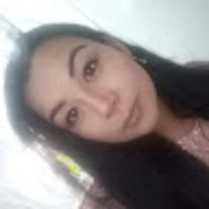 Meet your Posher, Camila